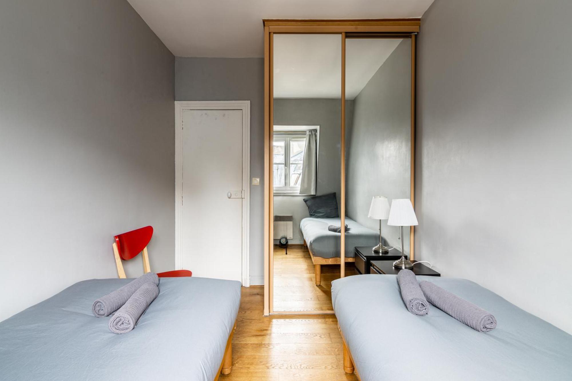 Luxurious 2 Bedroom Tour Eiffel Bourdonnais Free Netflix Paris Exterior foto