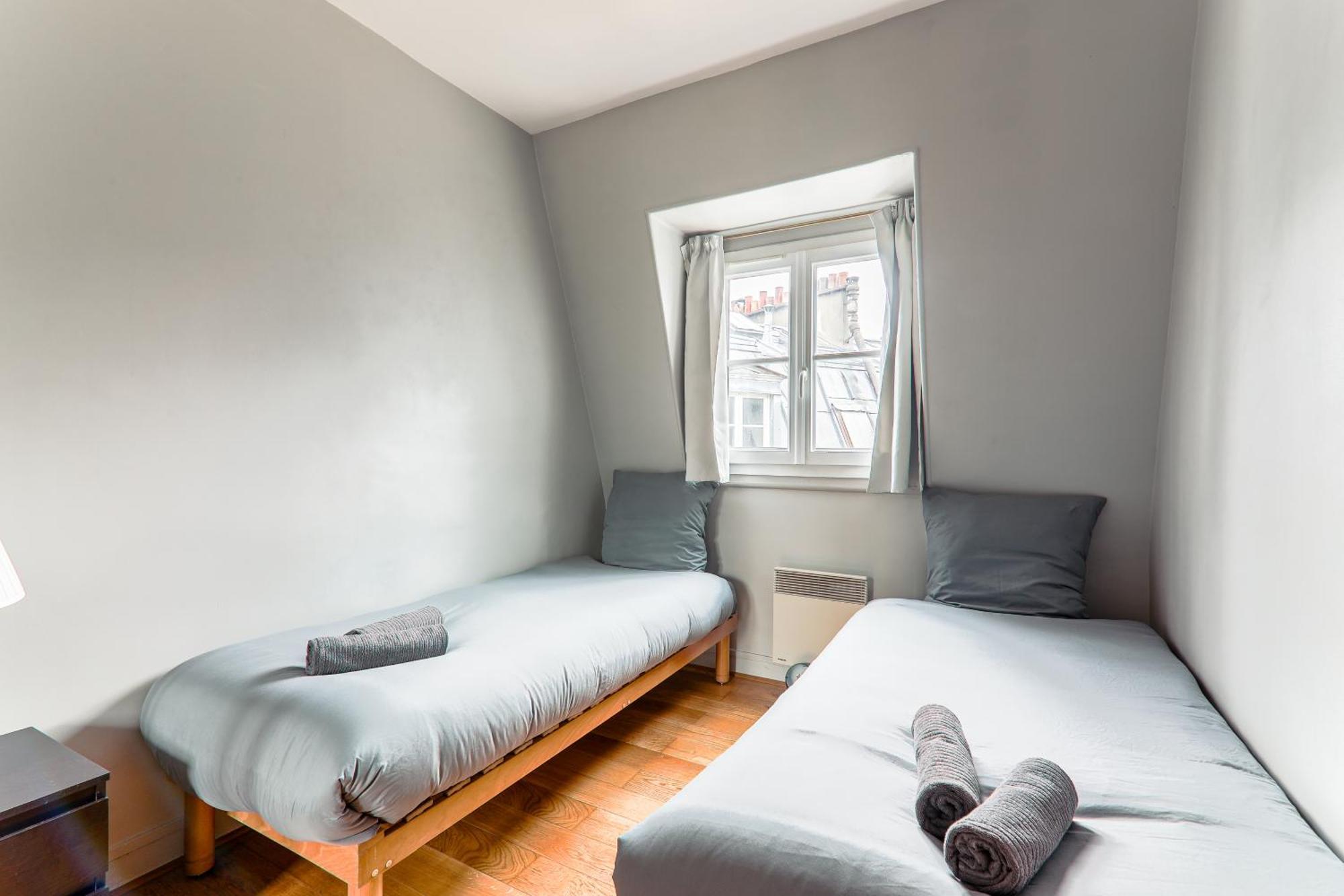 Luxurious 2 Bedroom Tour Eiffel Bourdonnais Free Netflix Paris Exterior foto